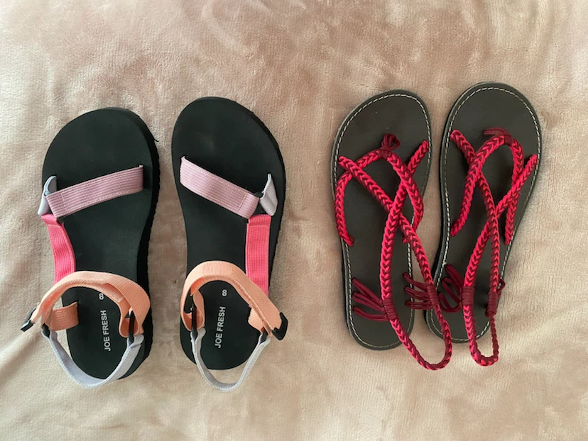 Bundle size 8 summer sandals