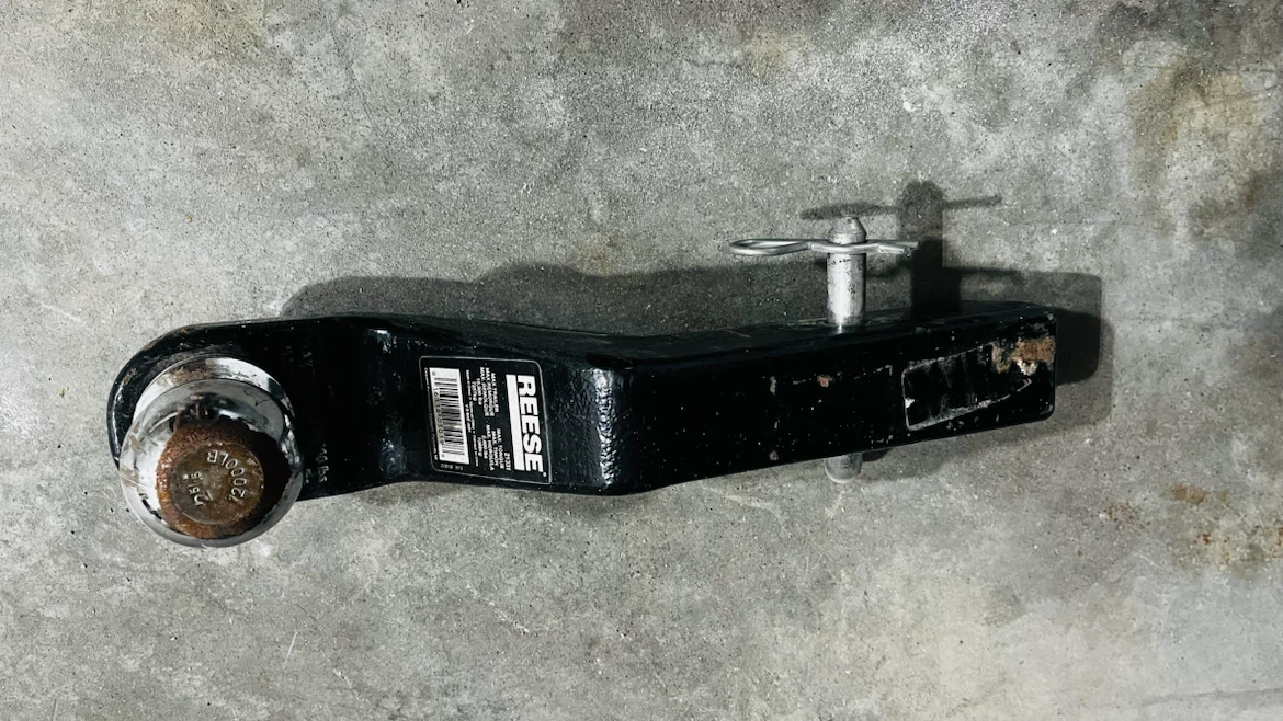 Reese 2" 5/16" 20,000 LB Trailer Hitch Ball Mount - photo 4