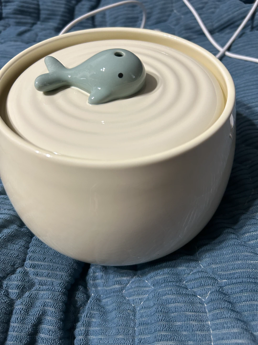 New-Ceramic Pet Water Fountain with Whale Lid - photo 3