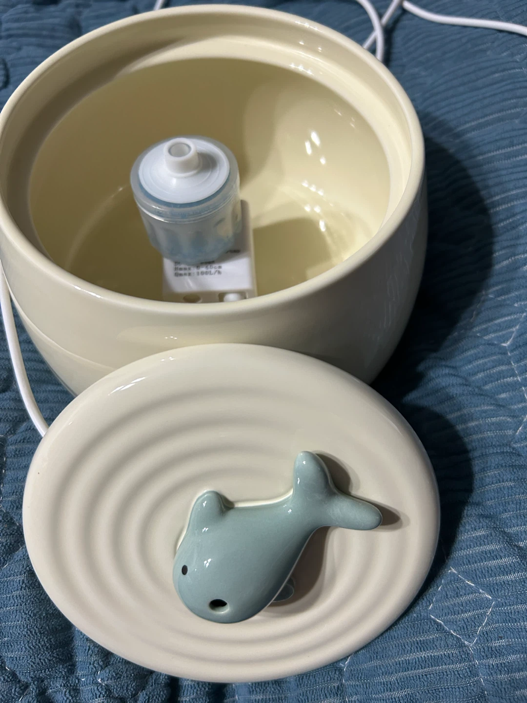 New-Ceramic Pet Water Fountain with Whale Lid - photo 4