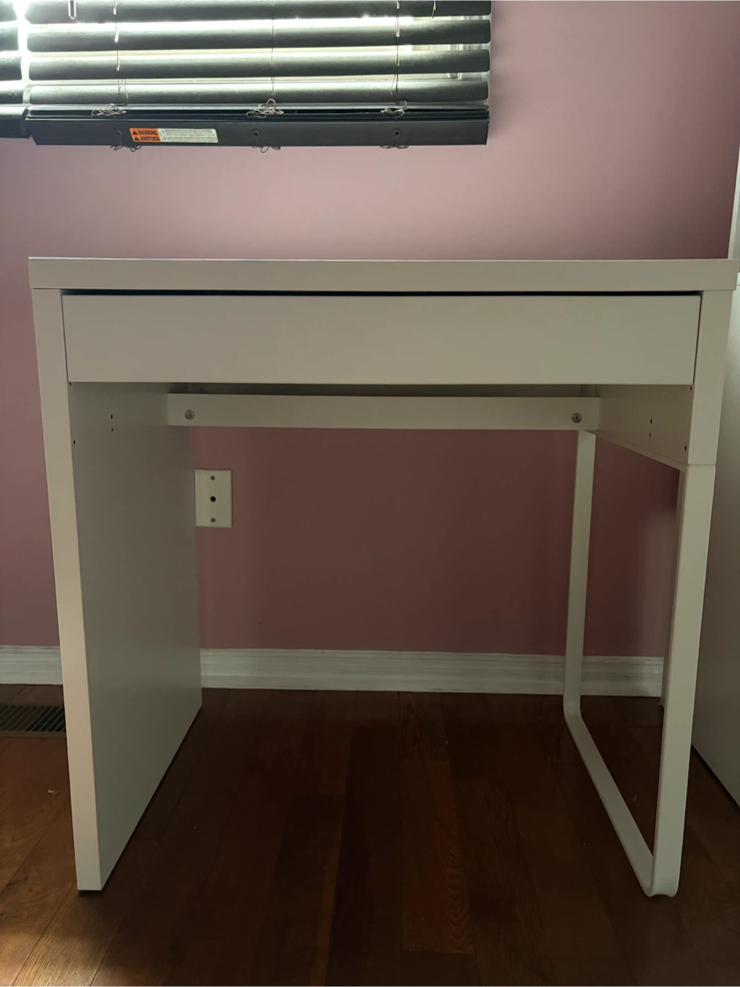 IKEA Modern Computer Desk with Drawer - Excellent Condition