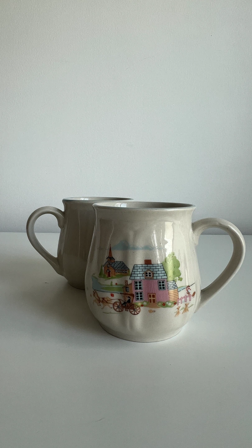 Set of 2 Ceramic Mugs - Country Village Scene - photo 4
