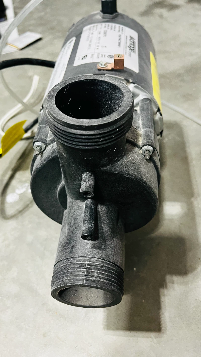 Spa Tub Pump with Air Switch - photo 4