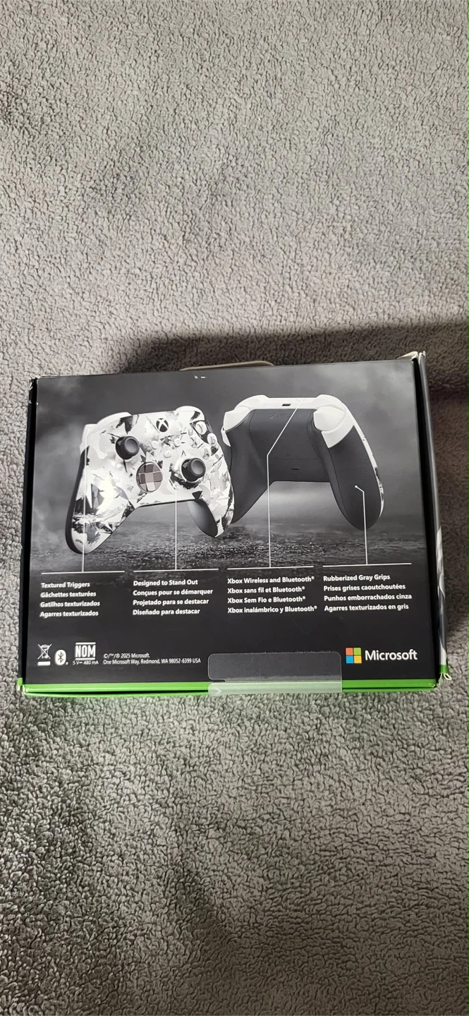 Xbox controller - photo 2