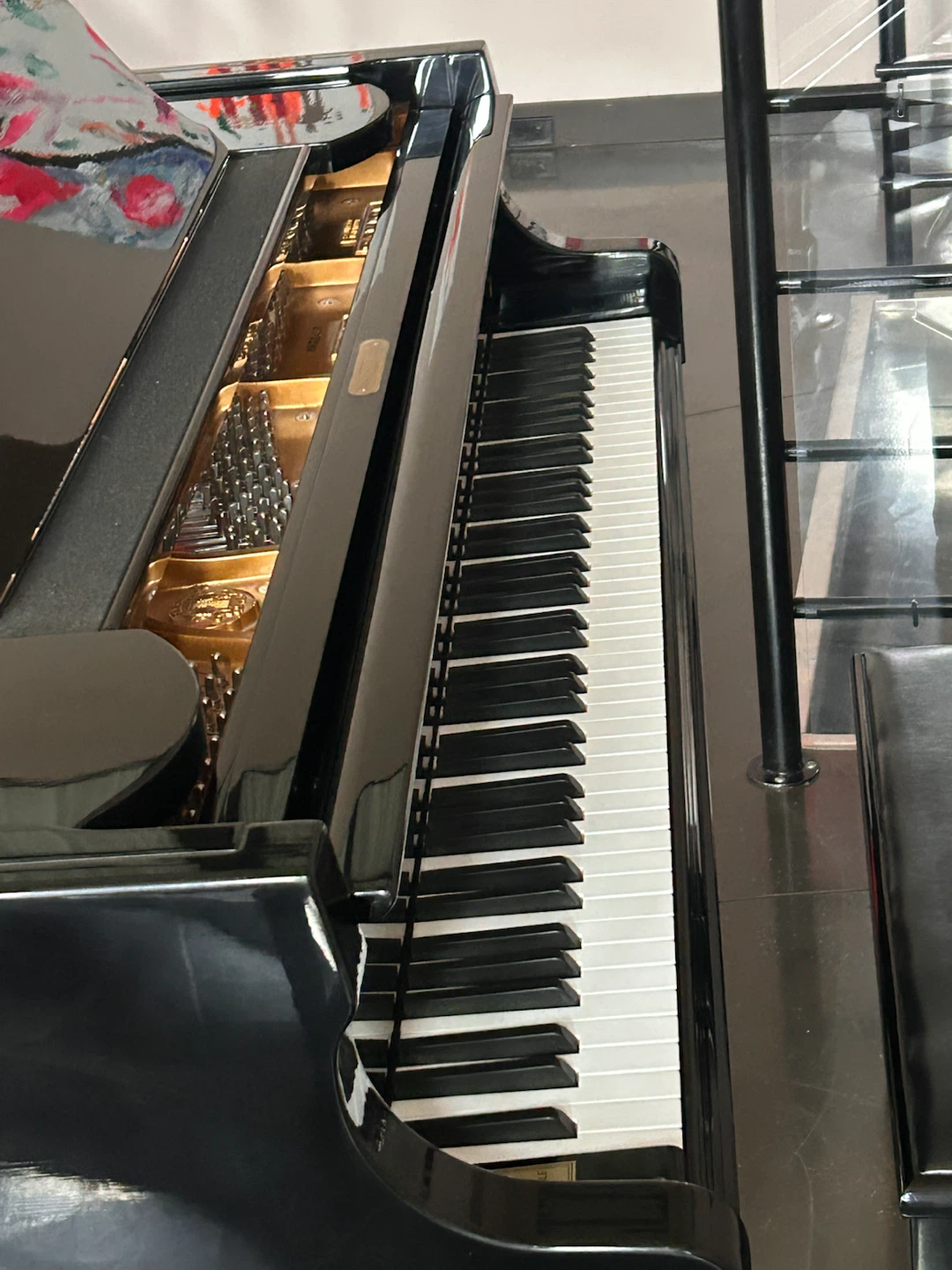 1994 Samick 5'8" Parlor Grand Piano (SG-172) - Polished Ebony - photo 3