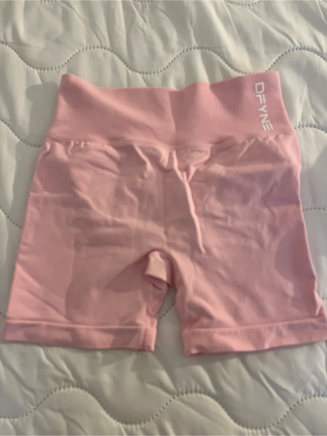 DFYNE Pink Sports Bra & Shorts Set - photo 4