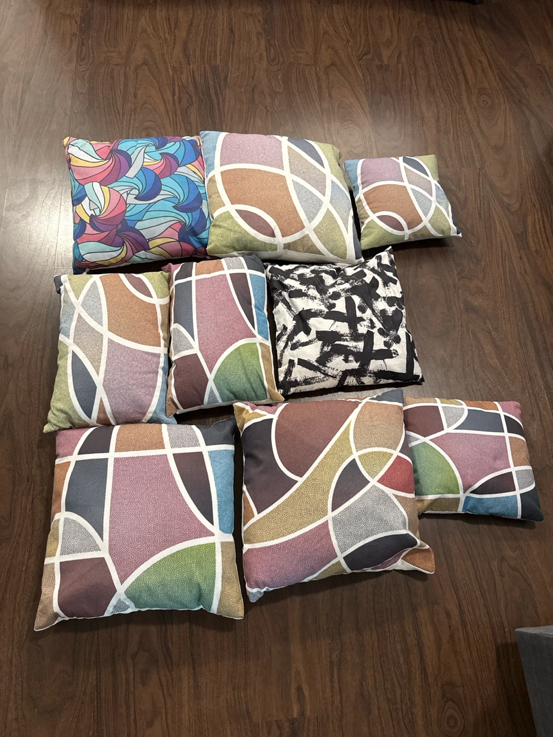 Set of 9 Decorative Throw Pillows with cover - photo 5
