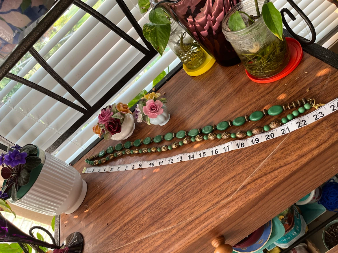Stunning Green Bead Necklace - photo 5