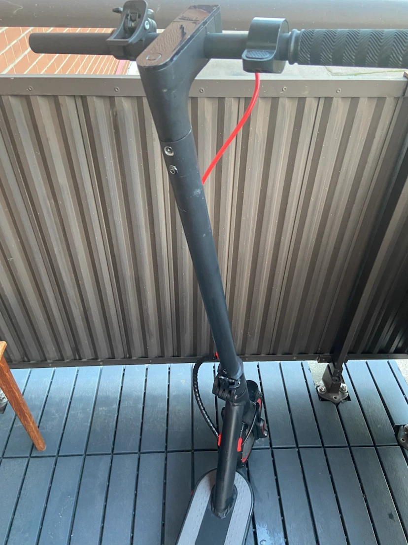Broken e scooter - photo 2
