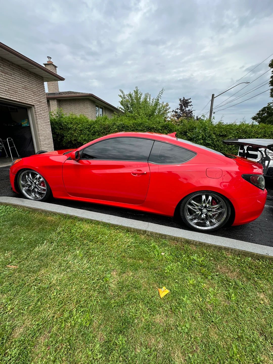 hyundai genesis coupe 2011 - photo 2