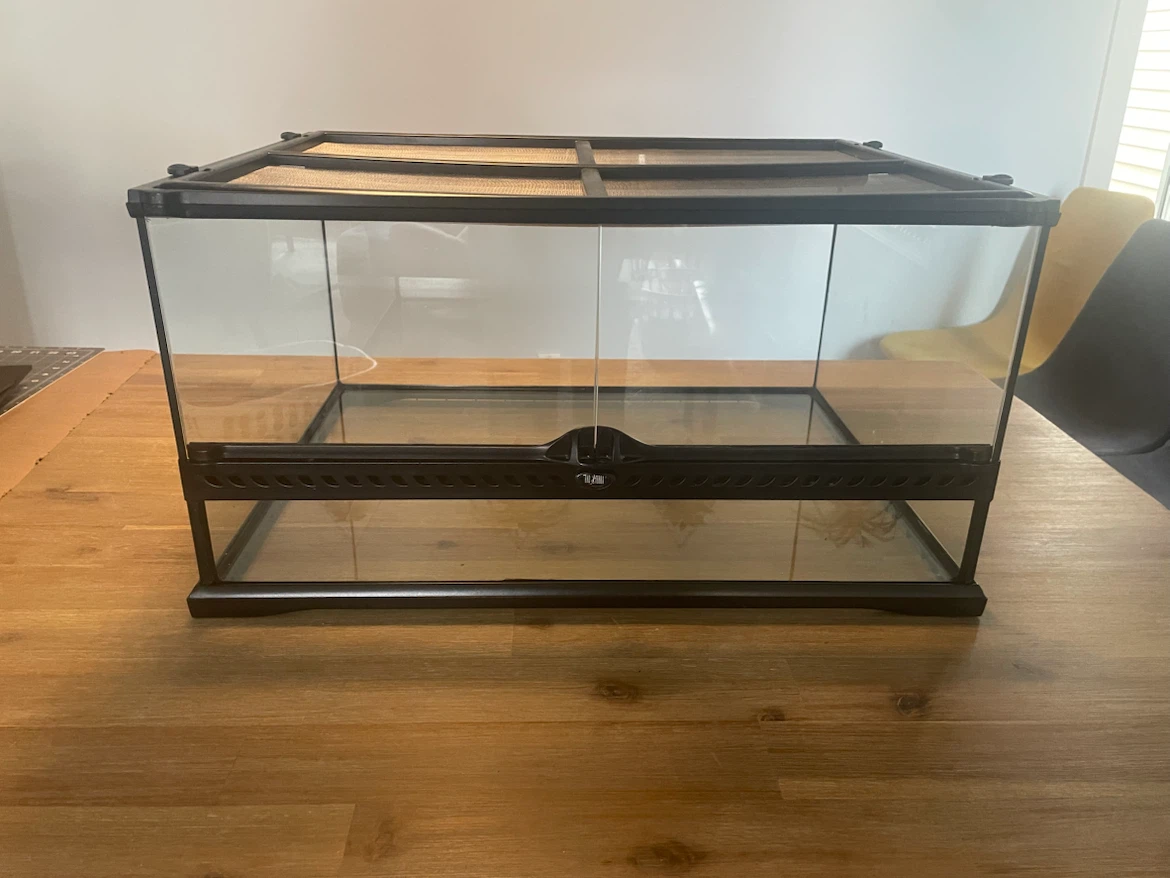 Terrarium Kit with Dome Lamp and Accessories