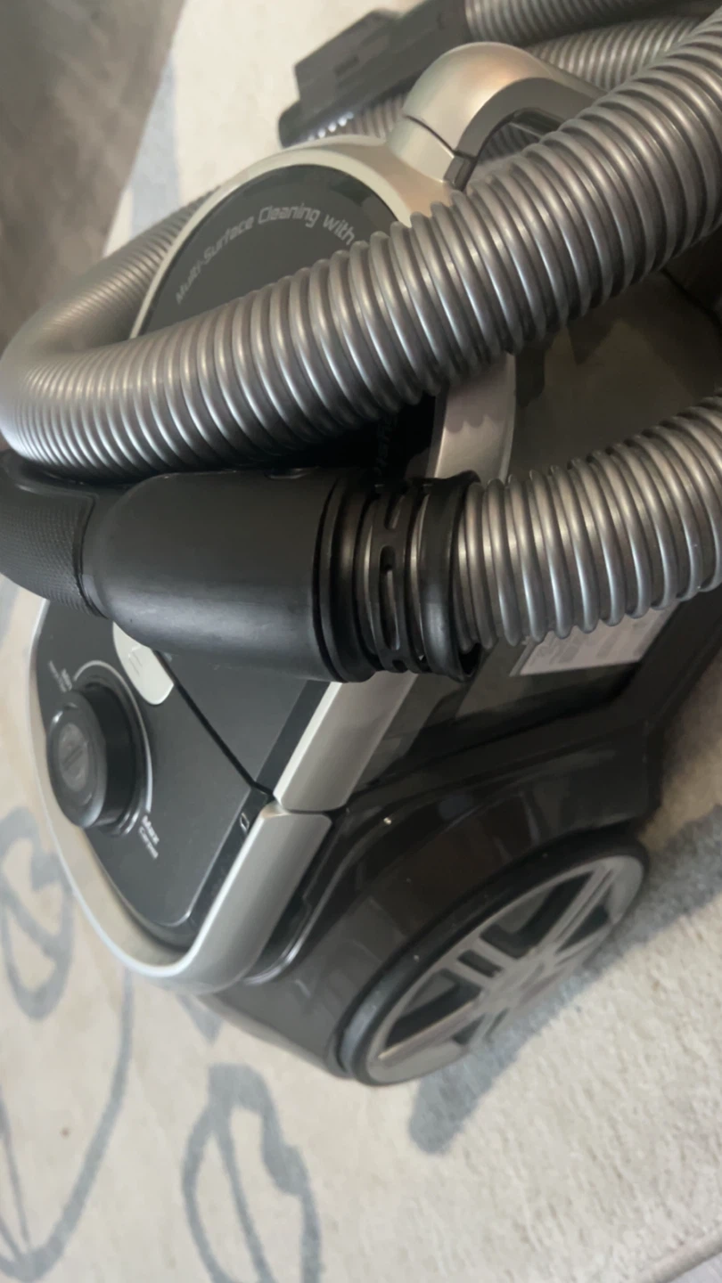 Vacuum Cleaner - photo 3