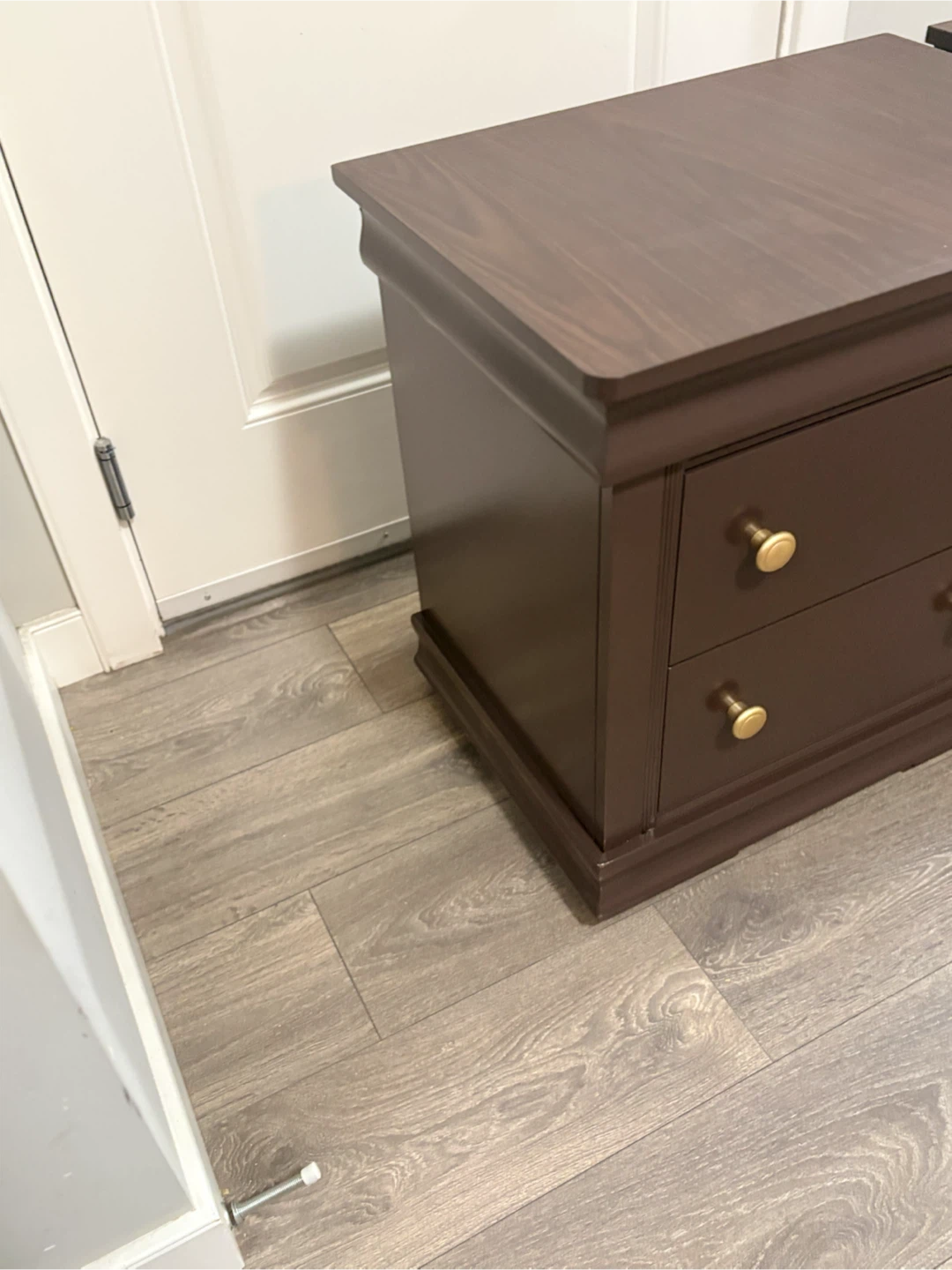 Set of 2 Dark Brown Nightstands with Gold Knobs - photo 4