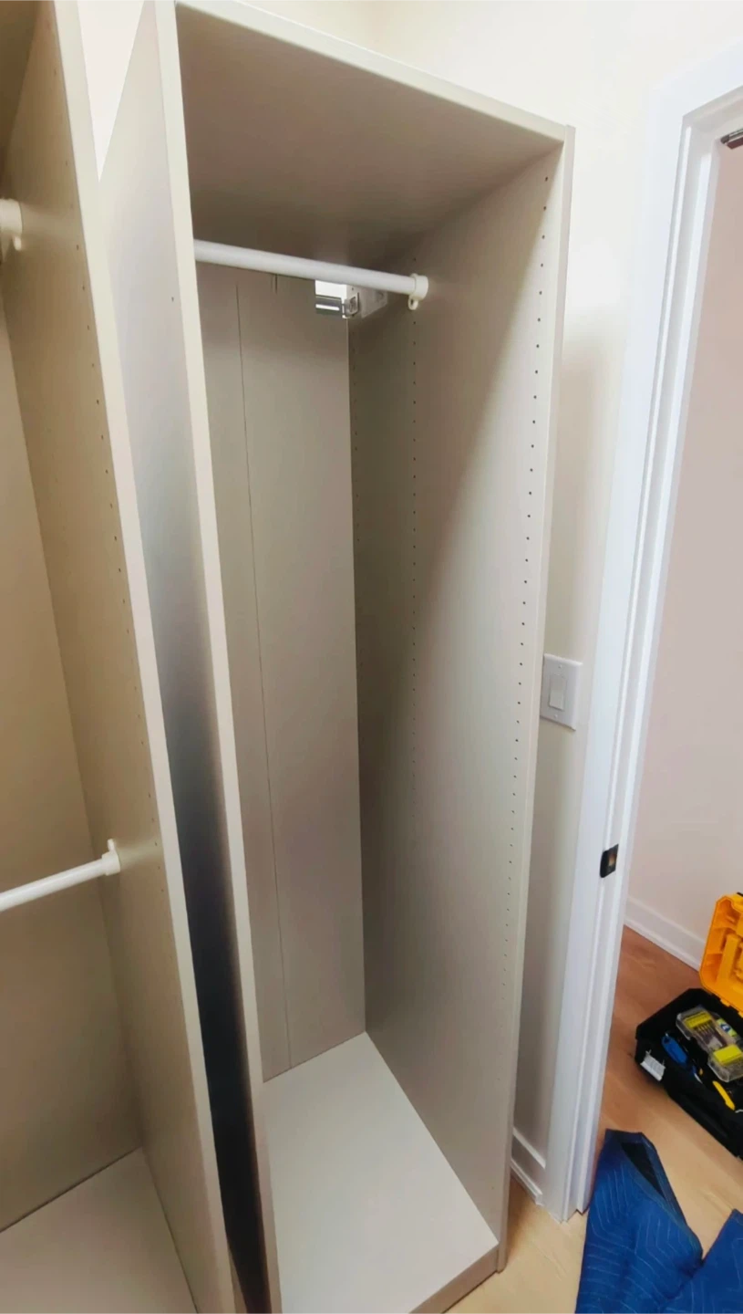 Cream coloured closet organizer with hanging rod - photo 5