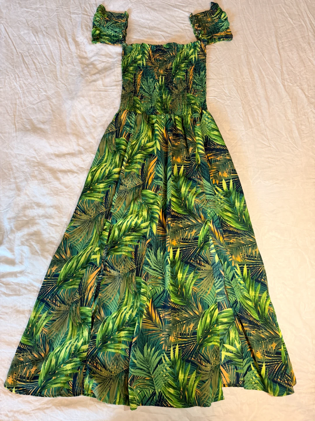 Green Tropical Print Off-the-Shoulder Maxi Dress