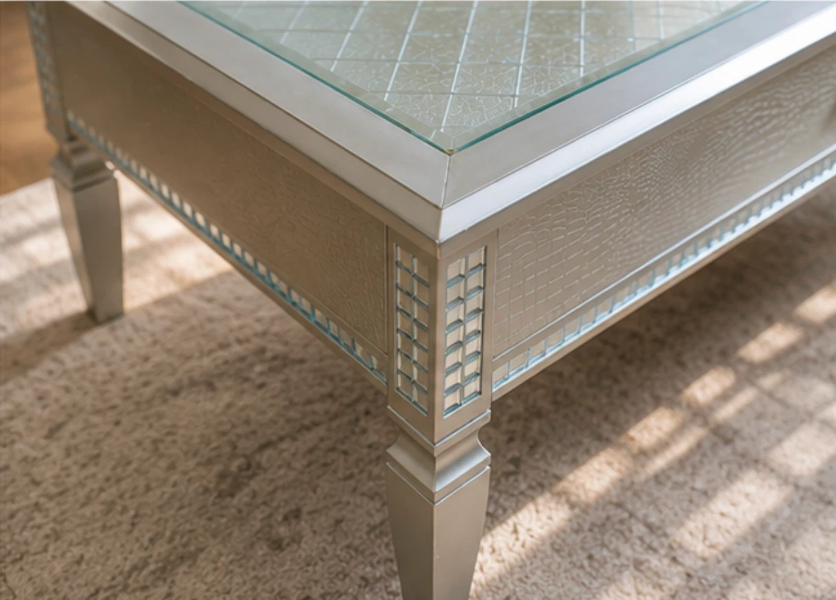 Coffee table  diamond 💎 studded  (good used condition) - photo 3