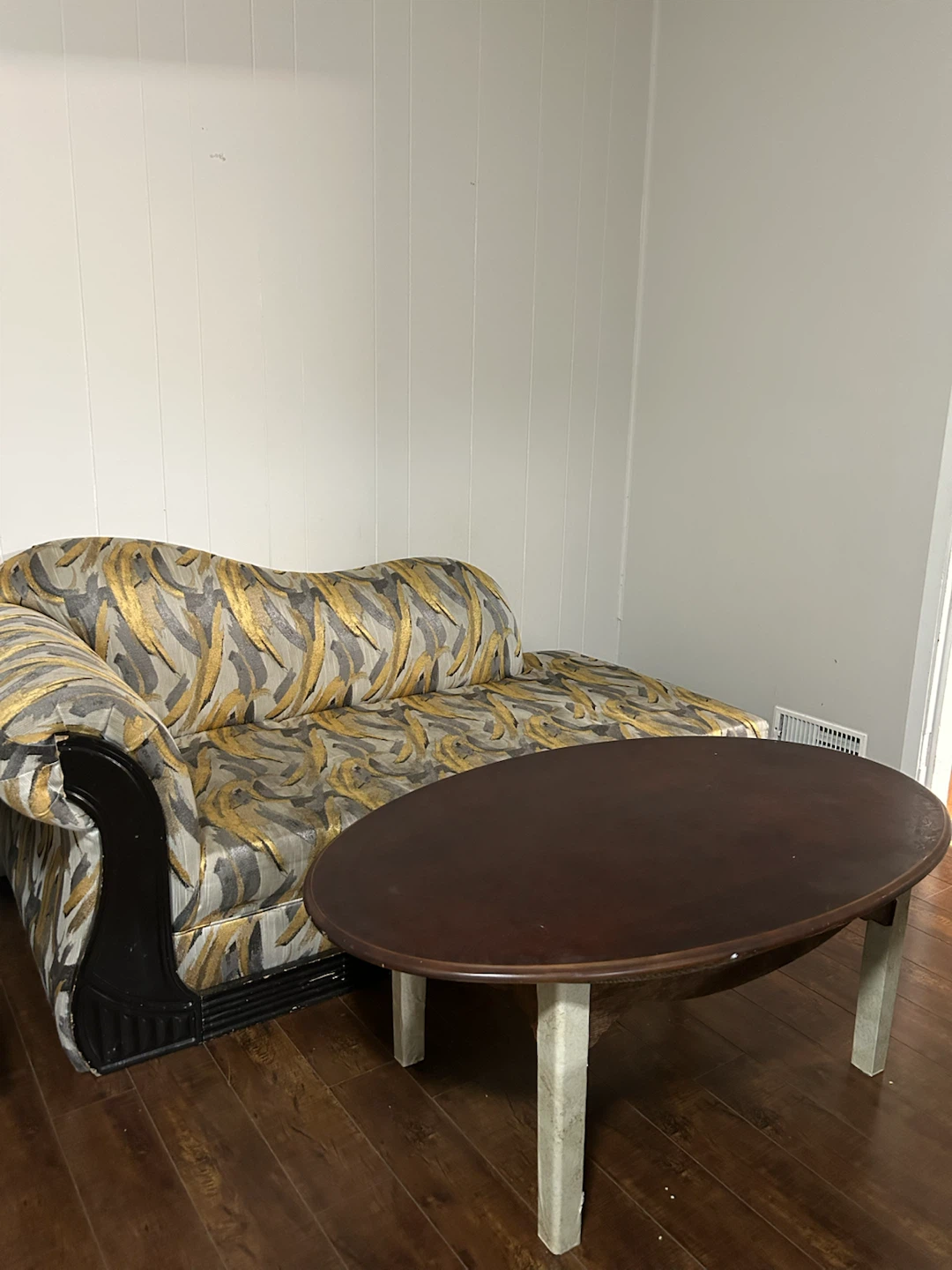 Sofa & Coffee Table Set