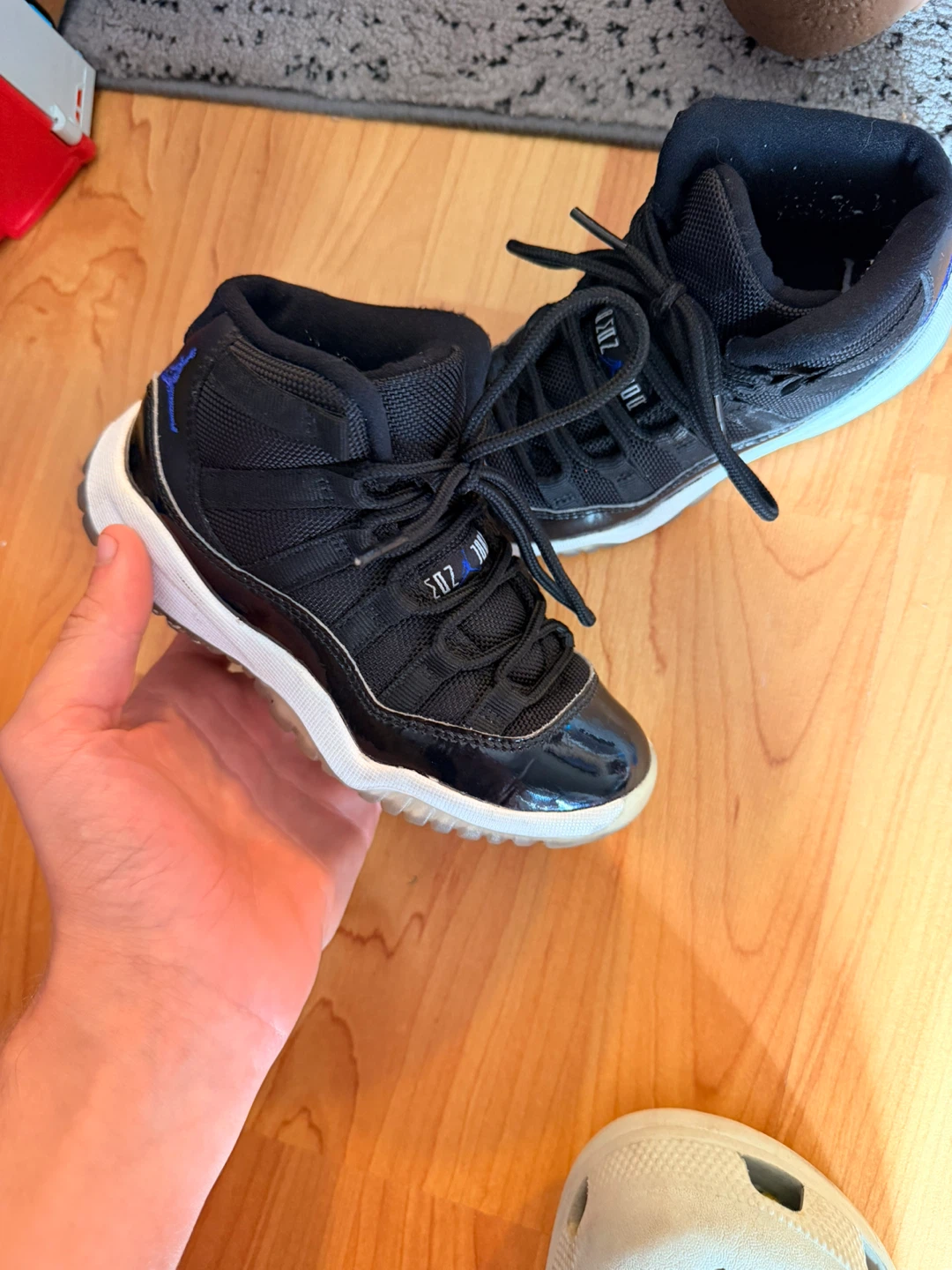 Air Jordan 11 Toddler Shoes - photo 4
