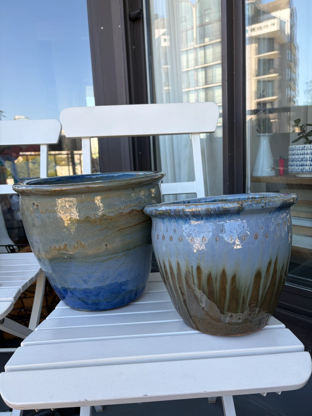 3 Glazed Planter Pot, one with plant - photo 2