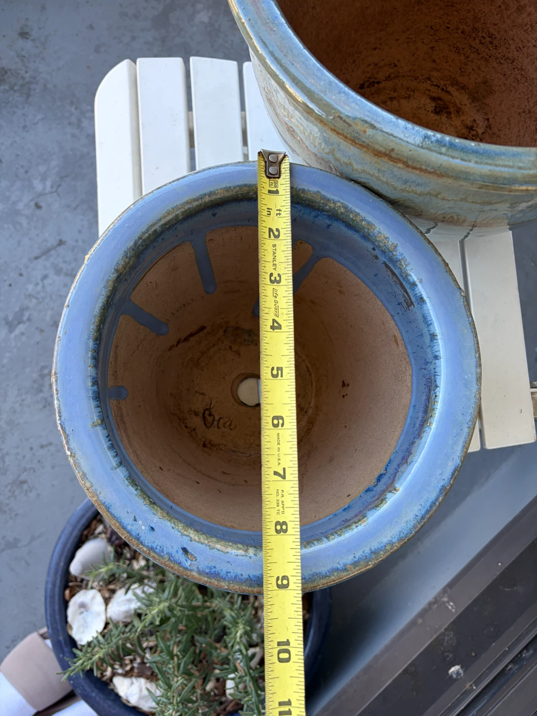 3 Glazed Planter Pot, one with plant - photo 4