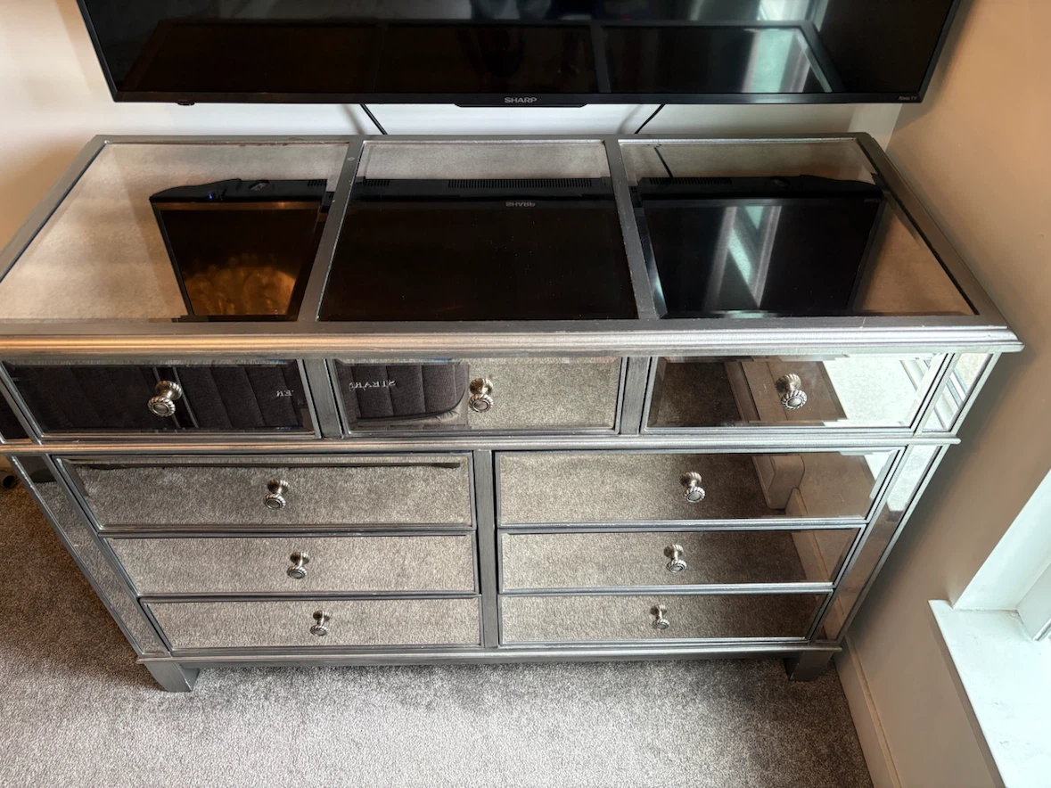 Mirrored Dresser with 10 Drawers