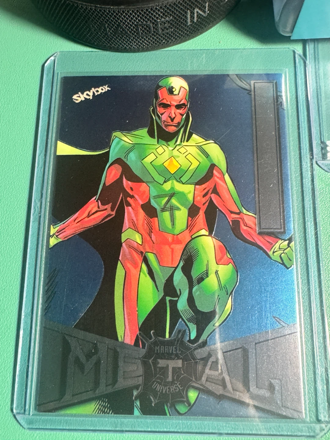 Skybox Marvel Metal Universe Vision Trading Card - photo 3