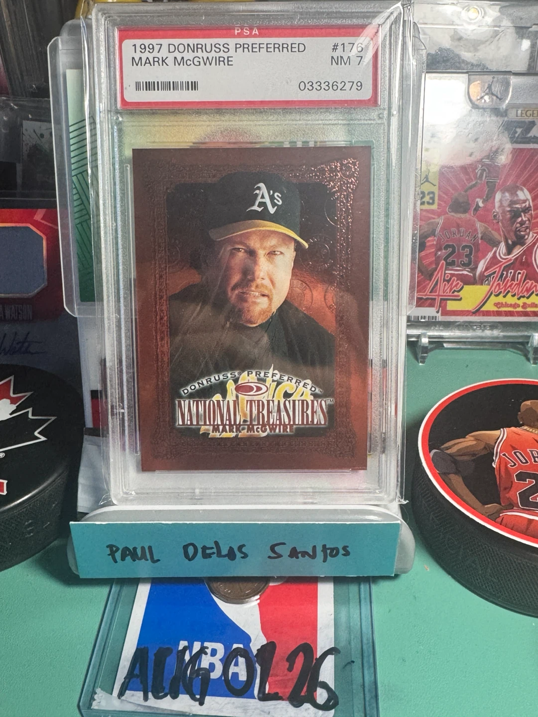1997 Donruss Preferred Mark McGwire Baseball Card - photo 2