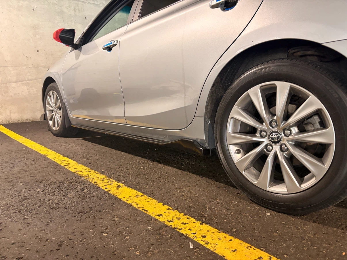 Toyota Camry Side Skirt Rocker Panel Extension