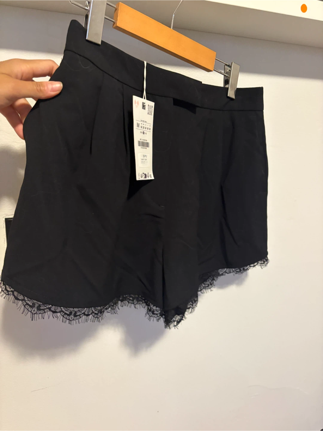 Zara New Black Lace Trim Shorts - Size M - photo 3
