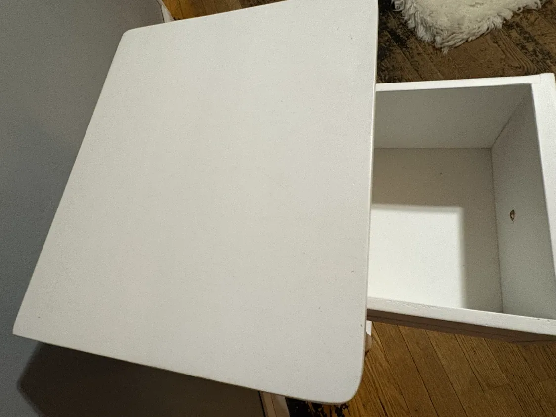 White Narrow Side Table with Drawer - photo 3