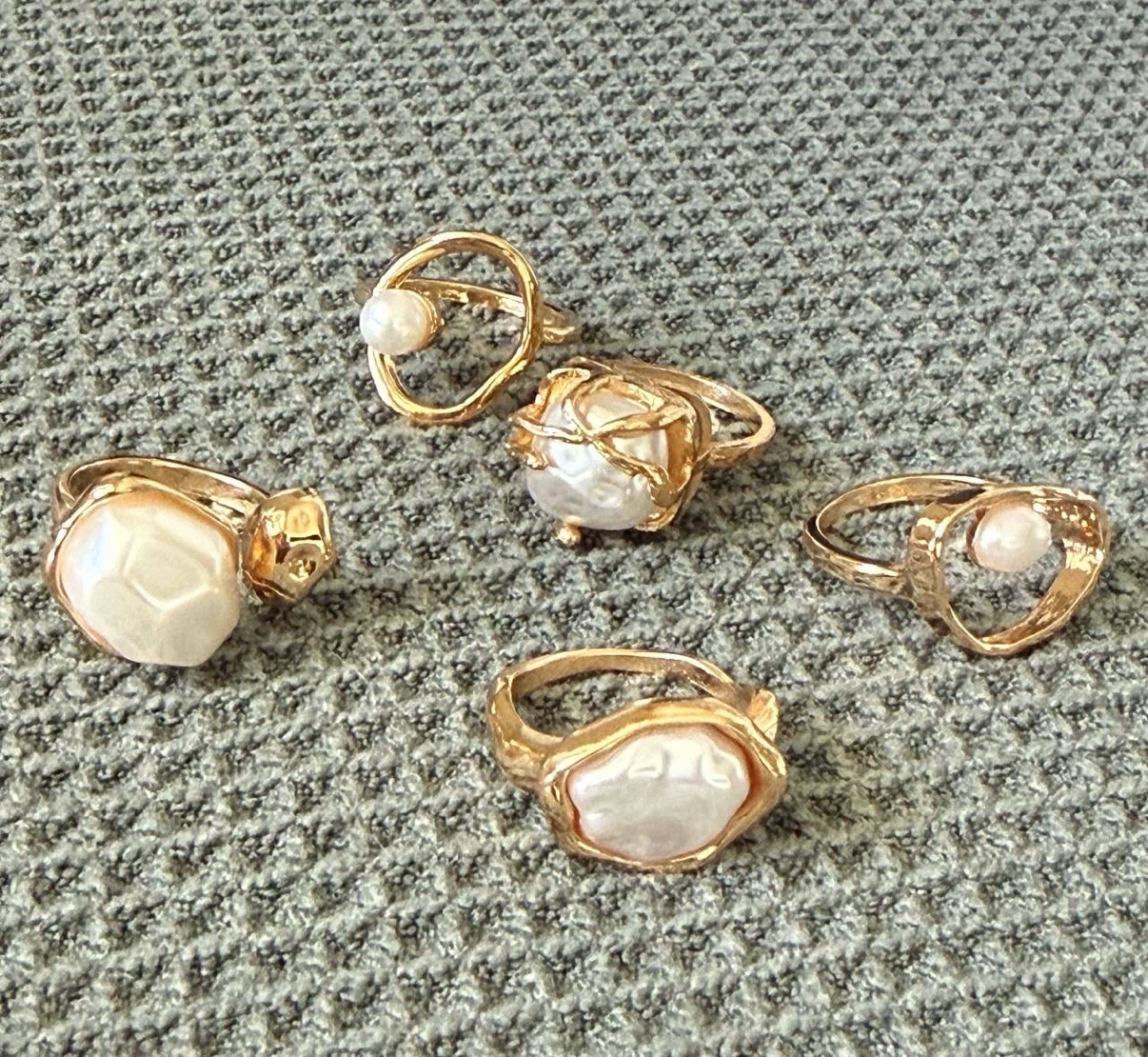 Gold & Pearl Statement Ring Set – 5 Pcs - photo 2