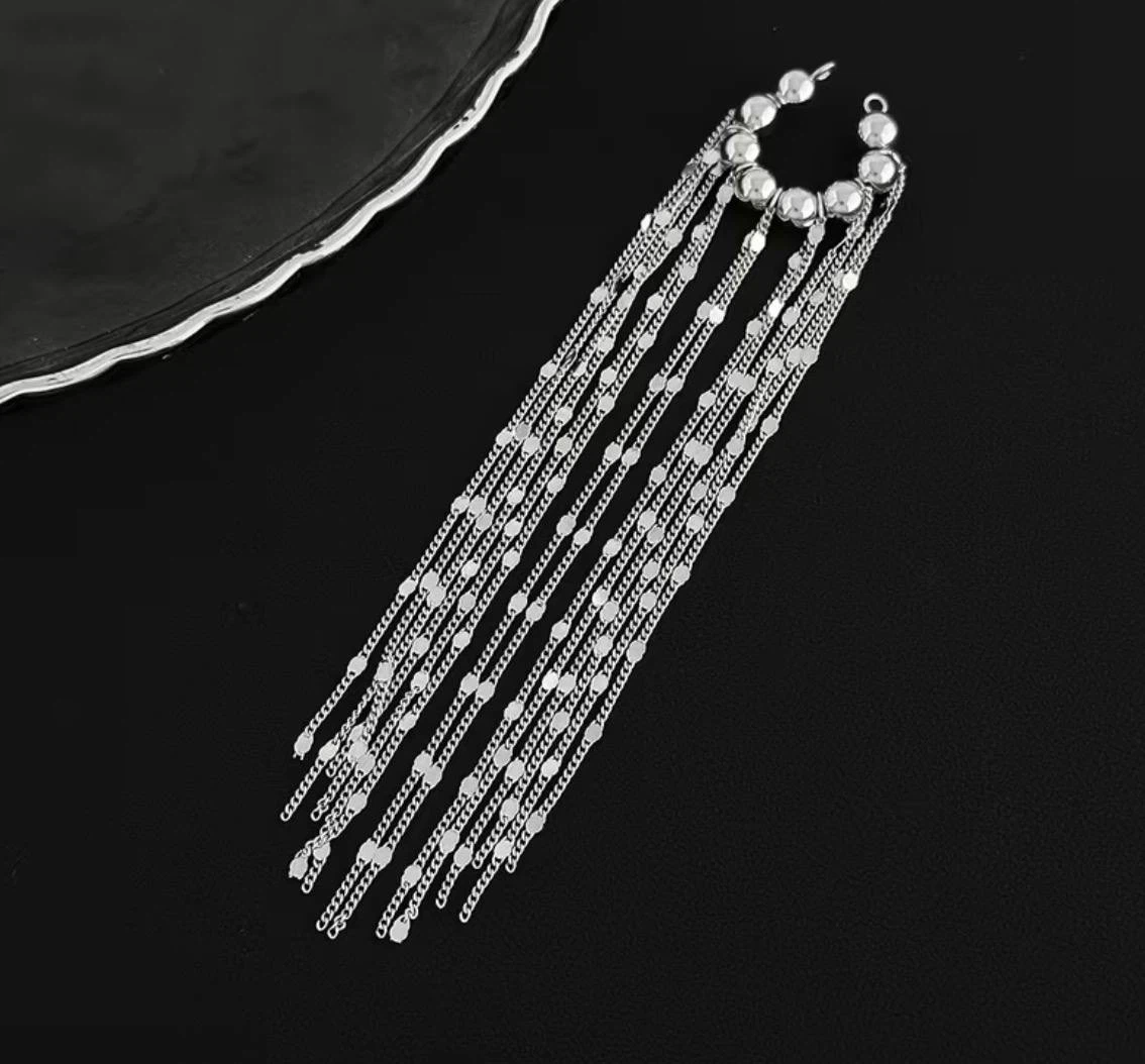 Silver-Tone Tassel Chain Ear Cuff - photo 3