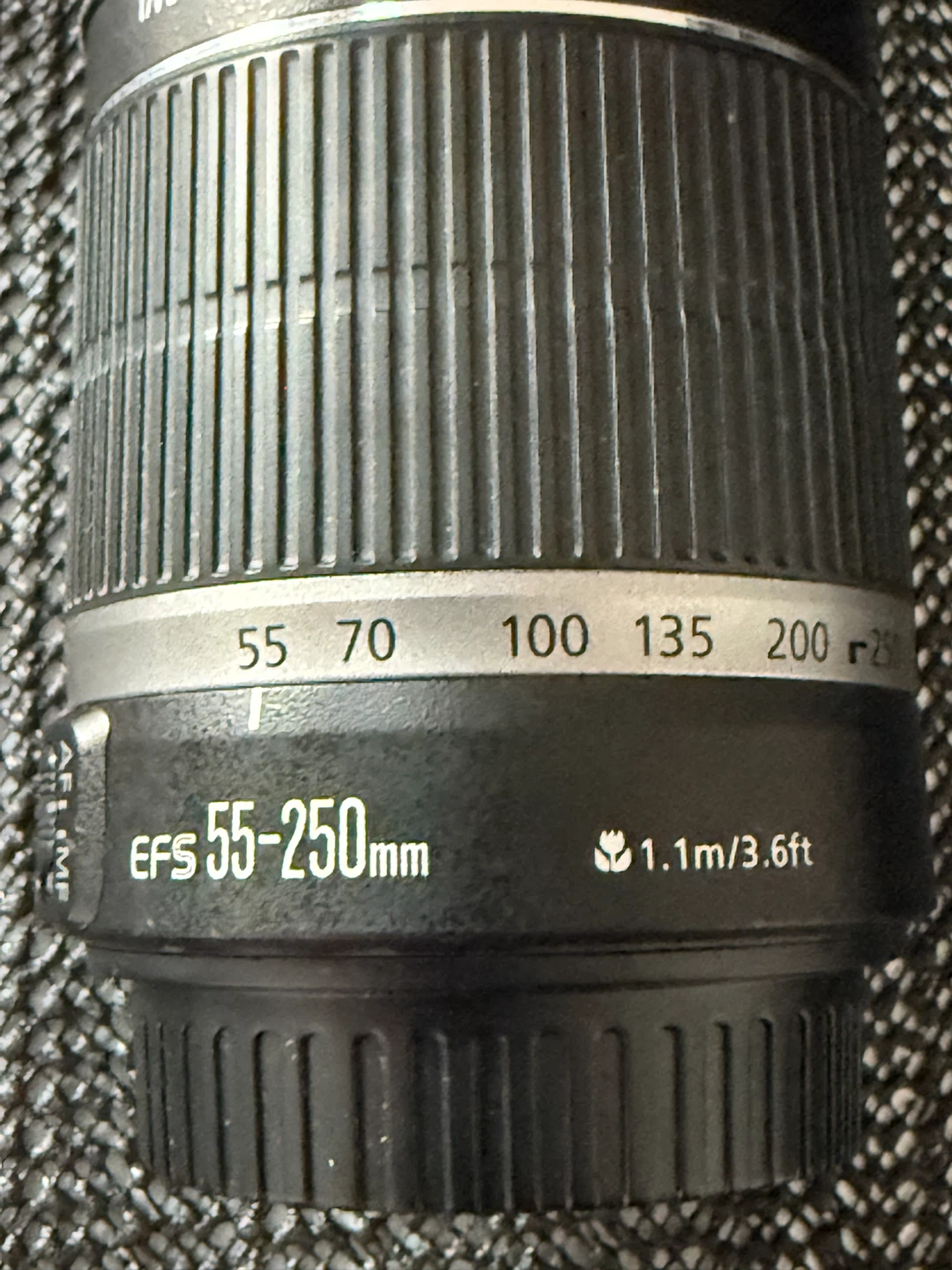 Canon EFS 55-250mm Lens and Camera Bundle - photo 4