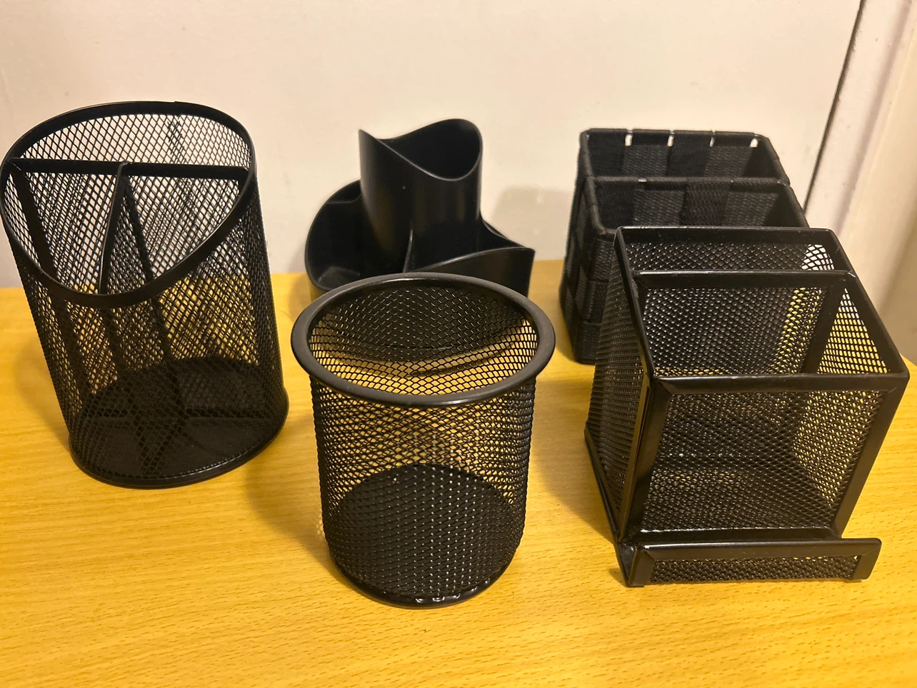 Set of 5 Black Desk Organizers $3 each - photo 2