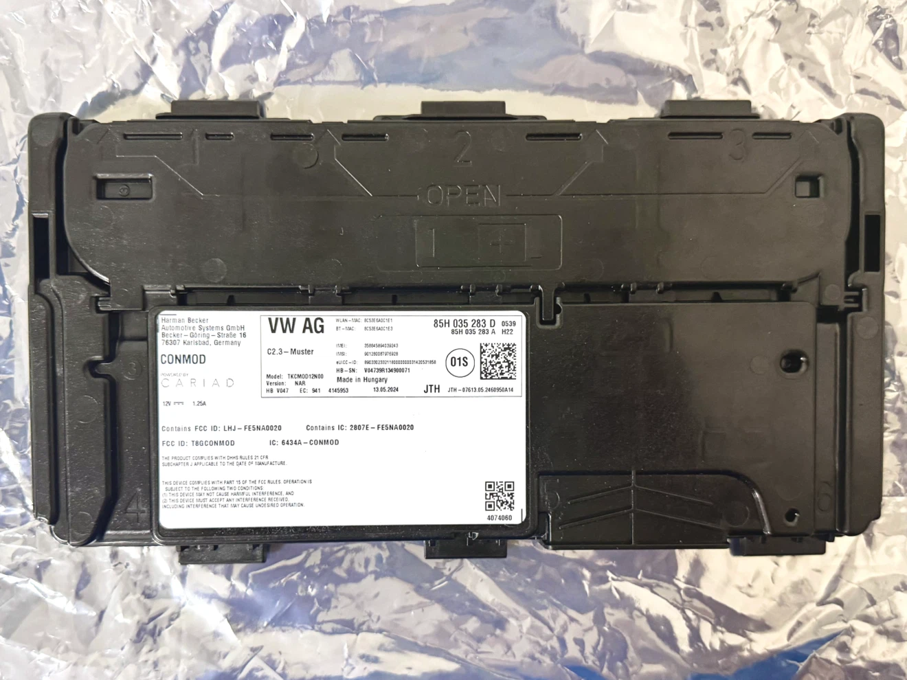 OEM Telematics Unit PAD035283HA - Porsche/Audi PPE - As-Is - photo 2