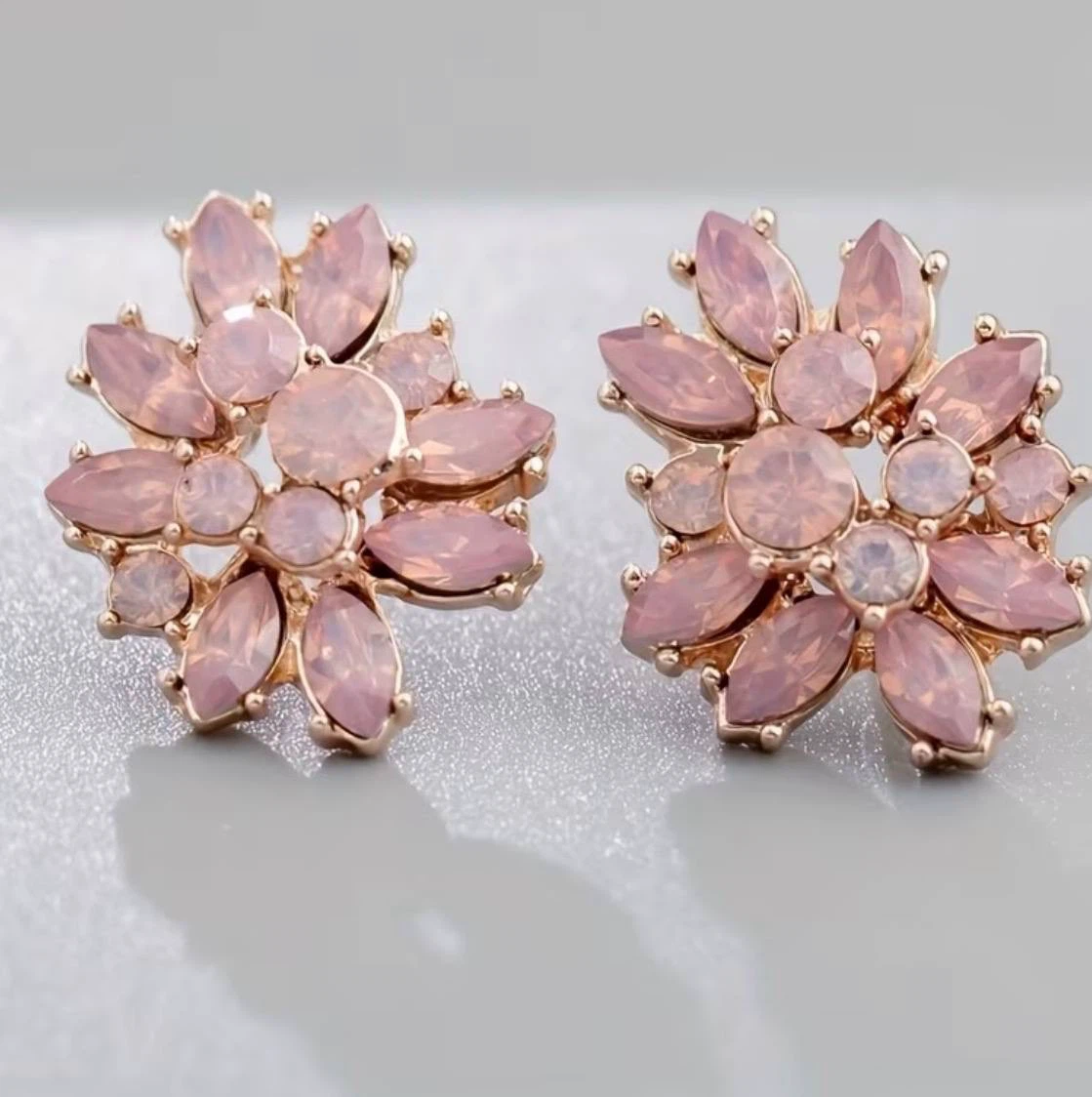 Rose Gold Pink Crystal Flower Stud Earrings - photo 3