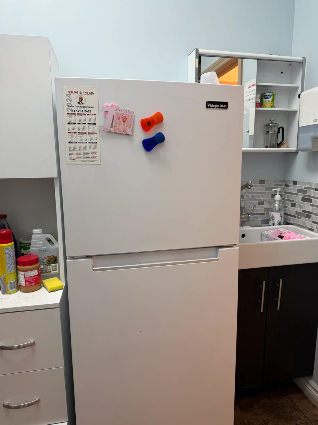 Magic Chef White Refrigerator
