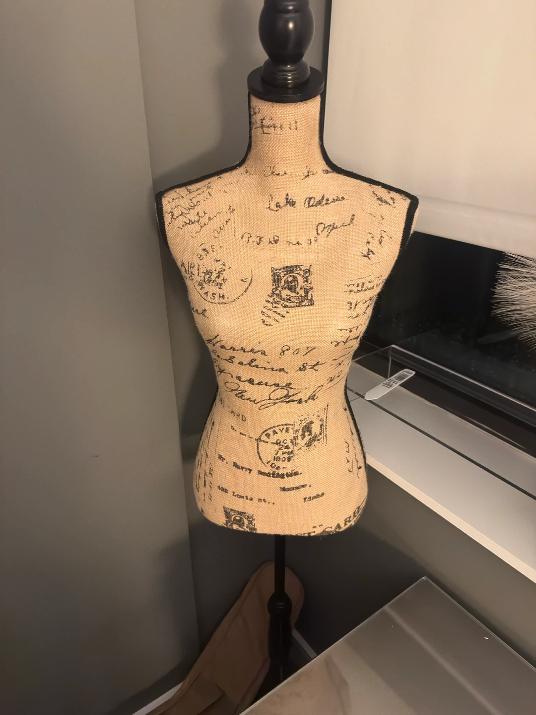 Patterned Mannequin