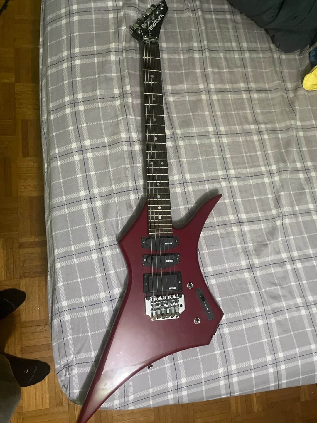 Washburn HM-5V Electric Guitar