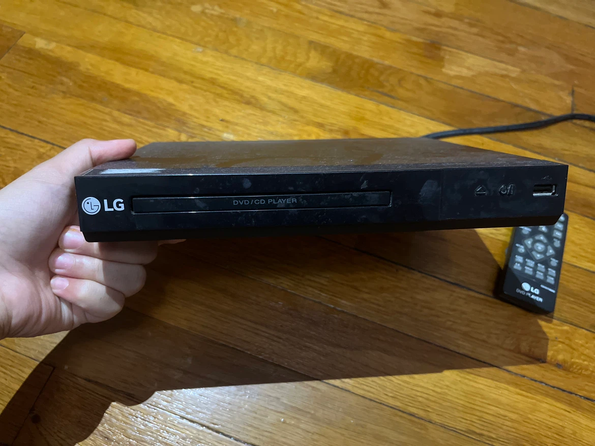 LG DVD/CD Player with Remote