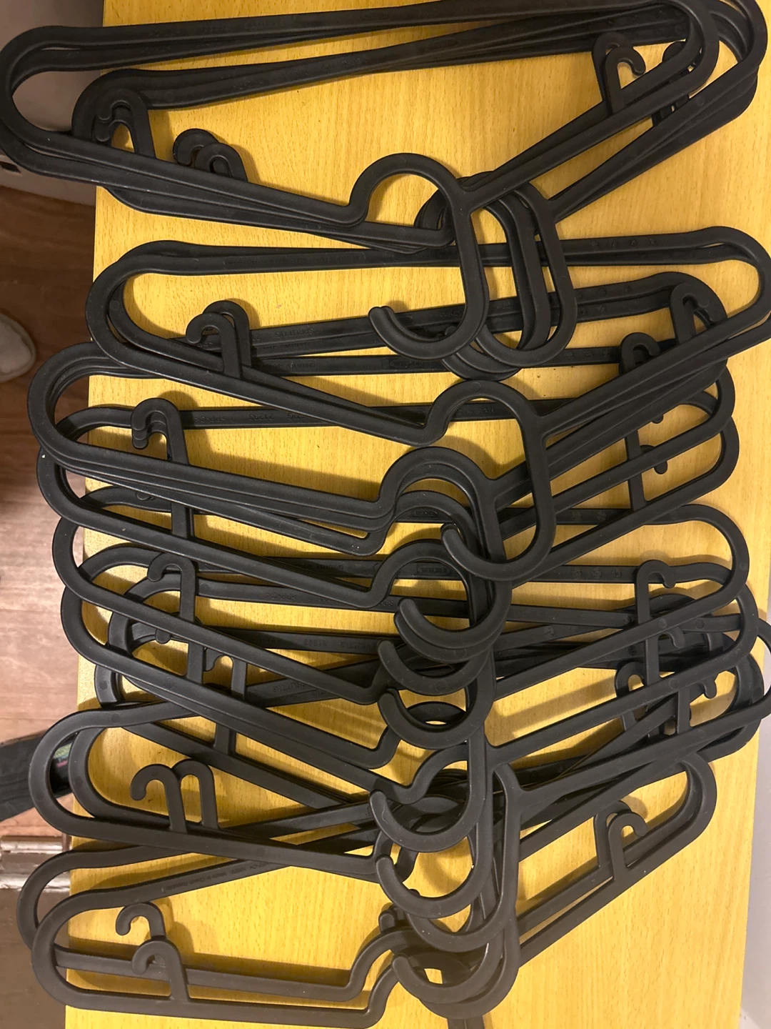 Black Plastic Hangers (Set of 20) - photo 2