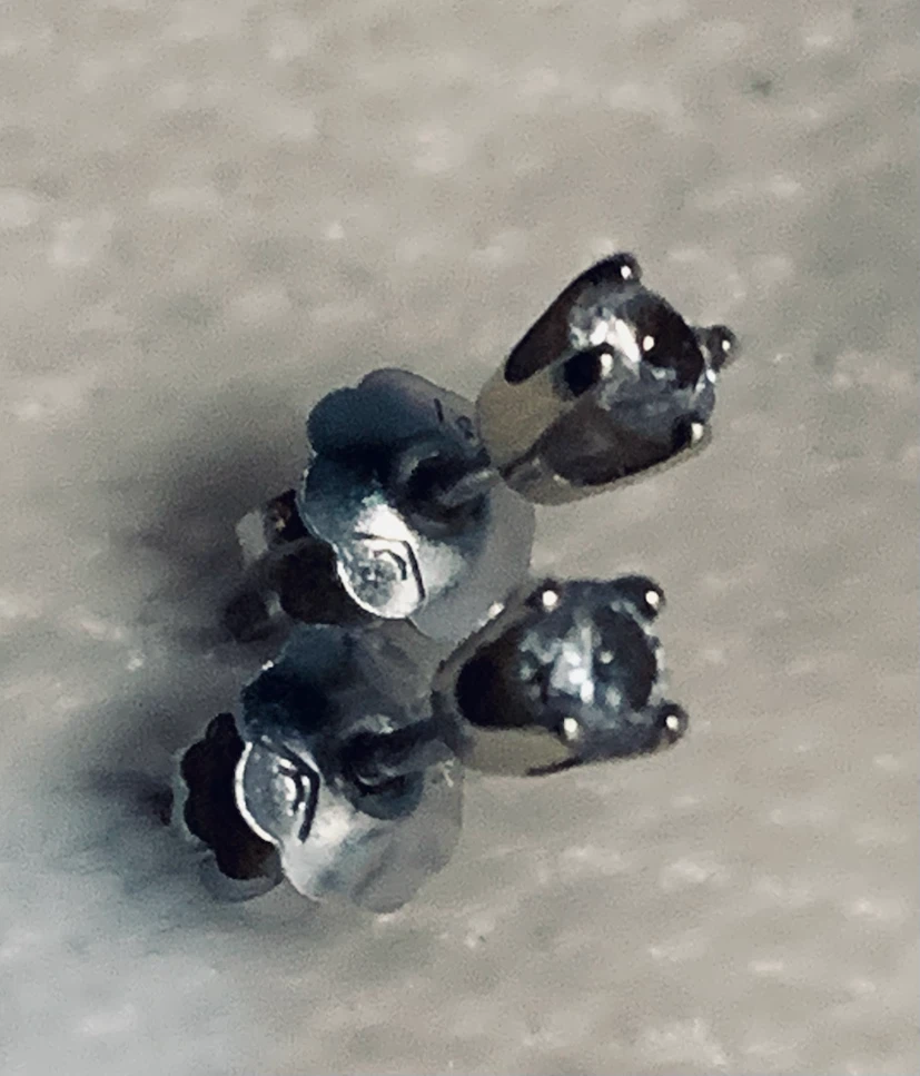 14 K Diamond Stud Earrings