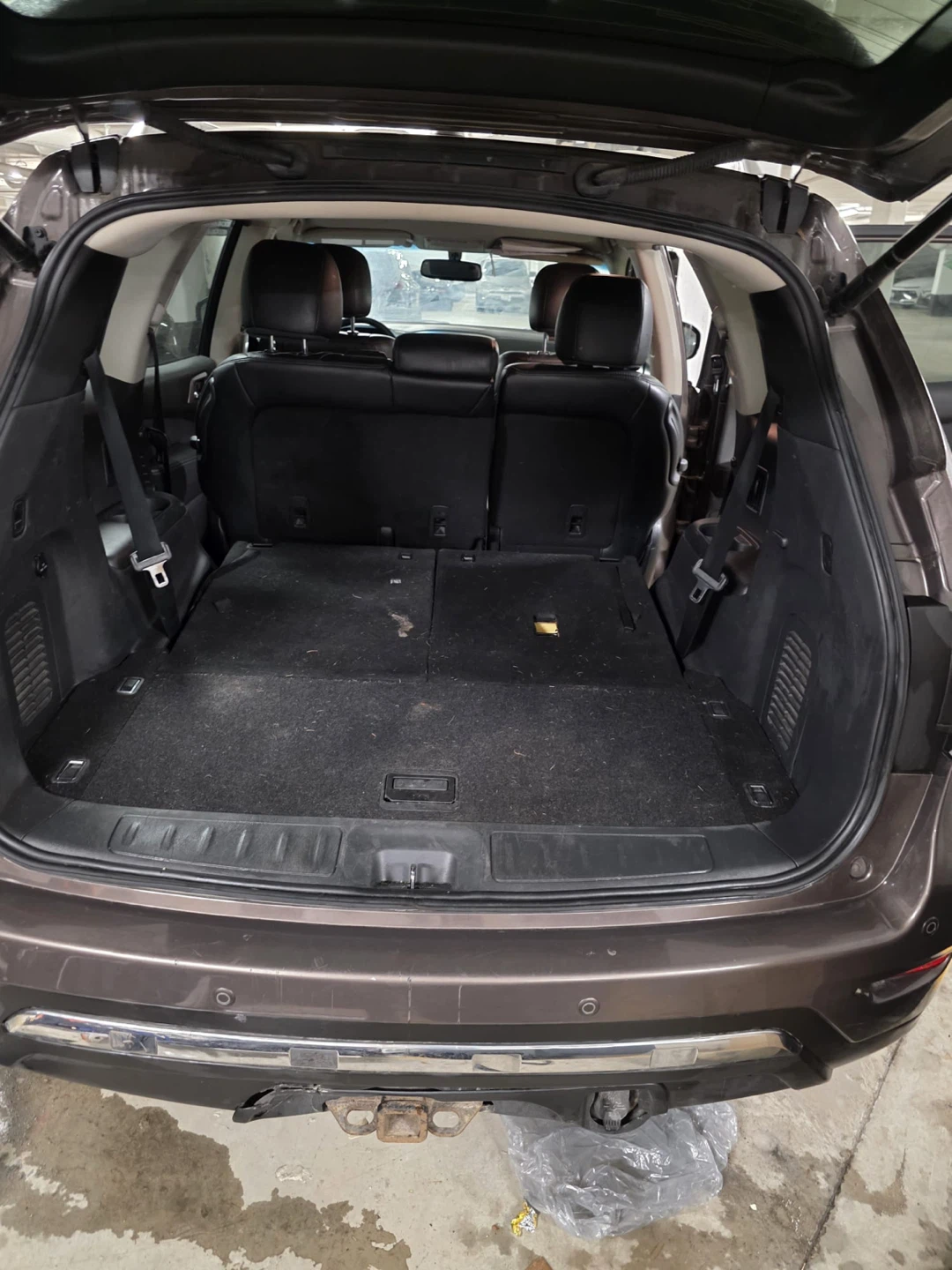 Nissan Pathfinder SUV - photo 3