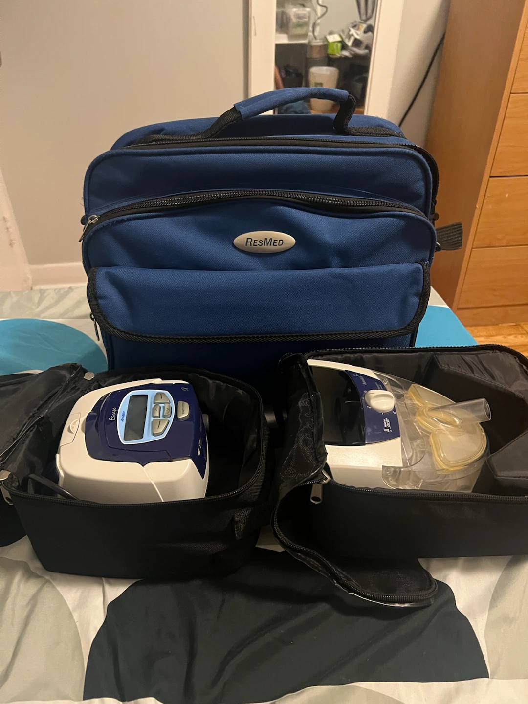 ResMed Escape CPAP Machine with Humidifier and Accessories - photo 2