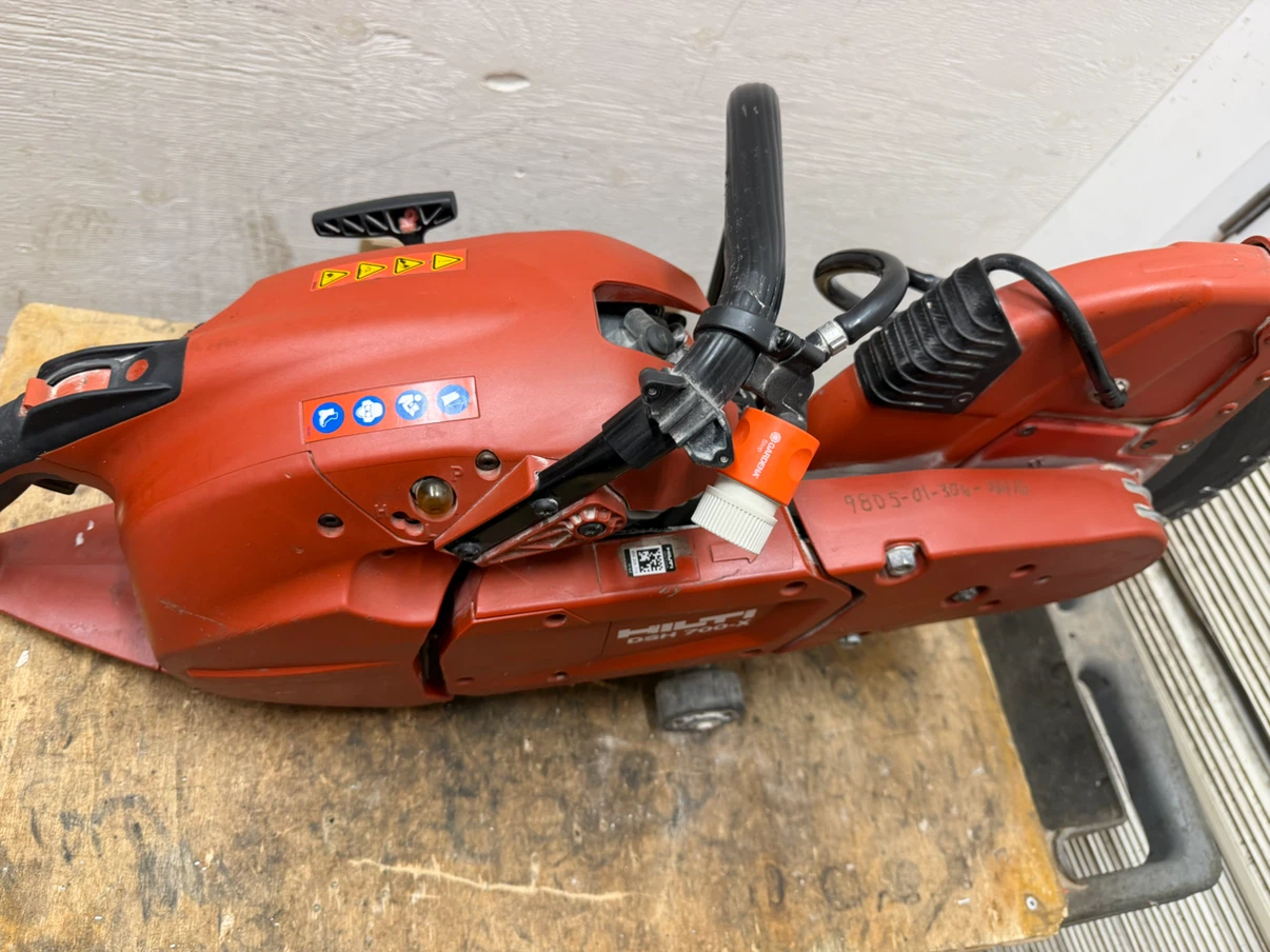 Hilti DSH 700-X Cut-Off Saw - photo 2