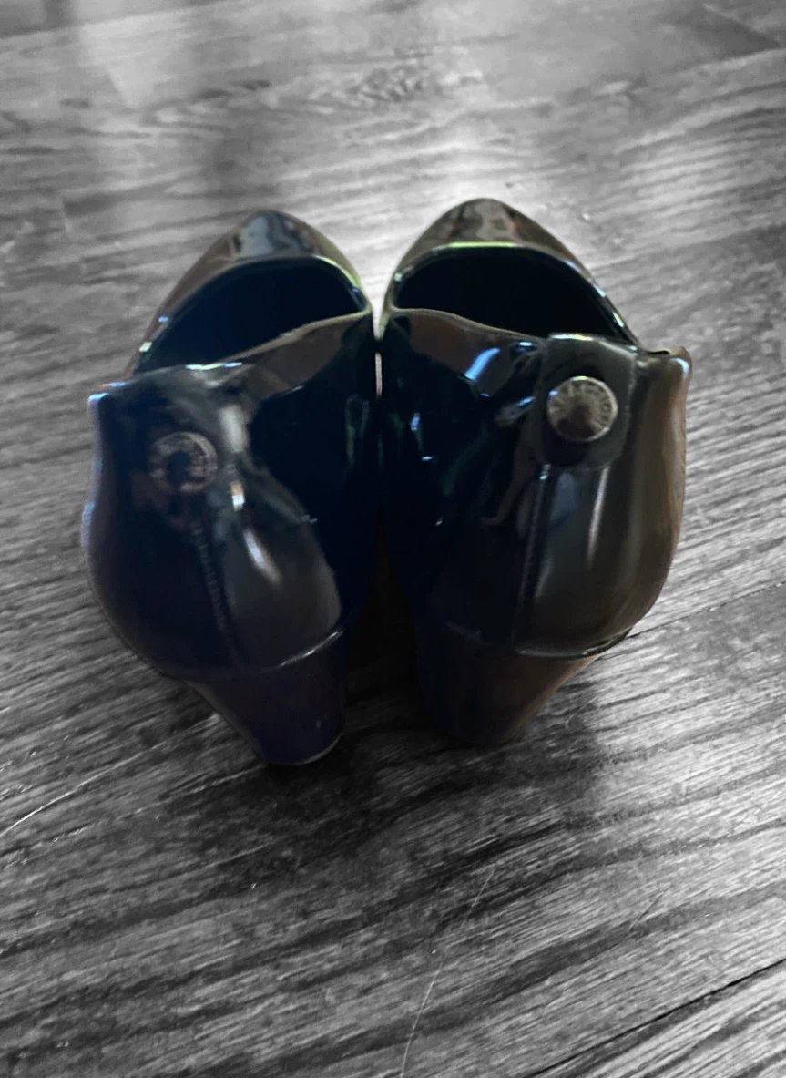 NEW Kenneth Cole Reaction Black Wedge Heels, Size 6 - photo 5