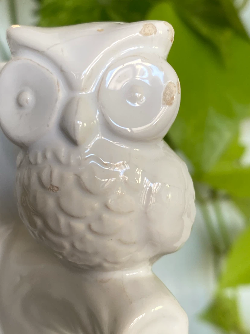 White Ceramic Owl Tree Trunk Vase - photo 2