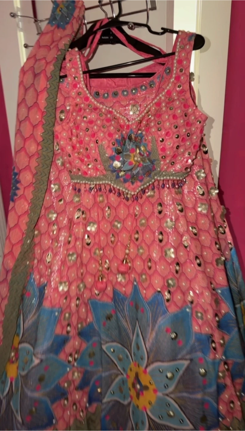Pink Floral Lehenga Choli with Dupatta - photo 4