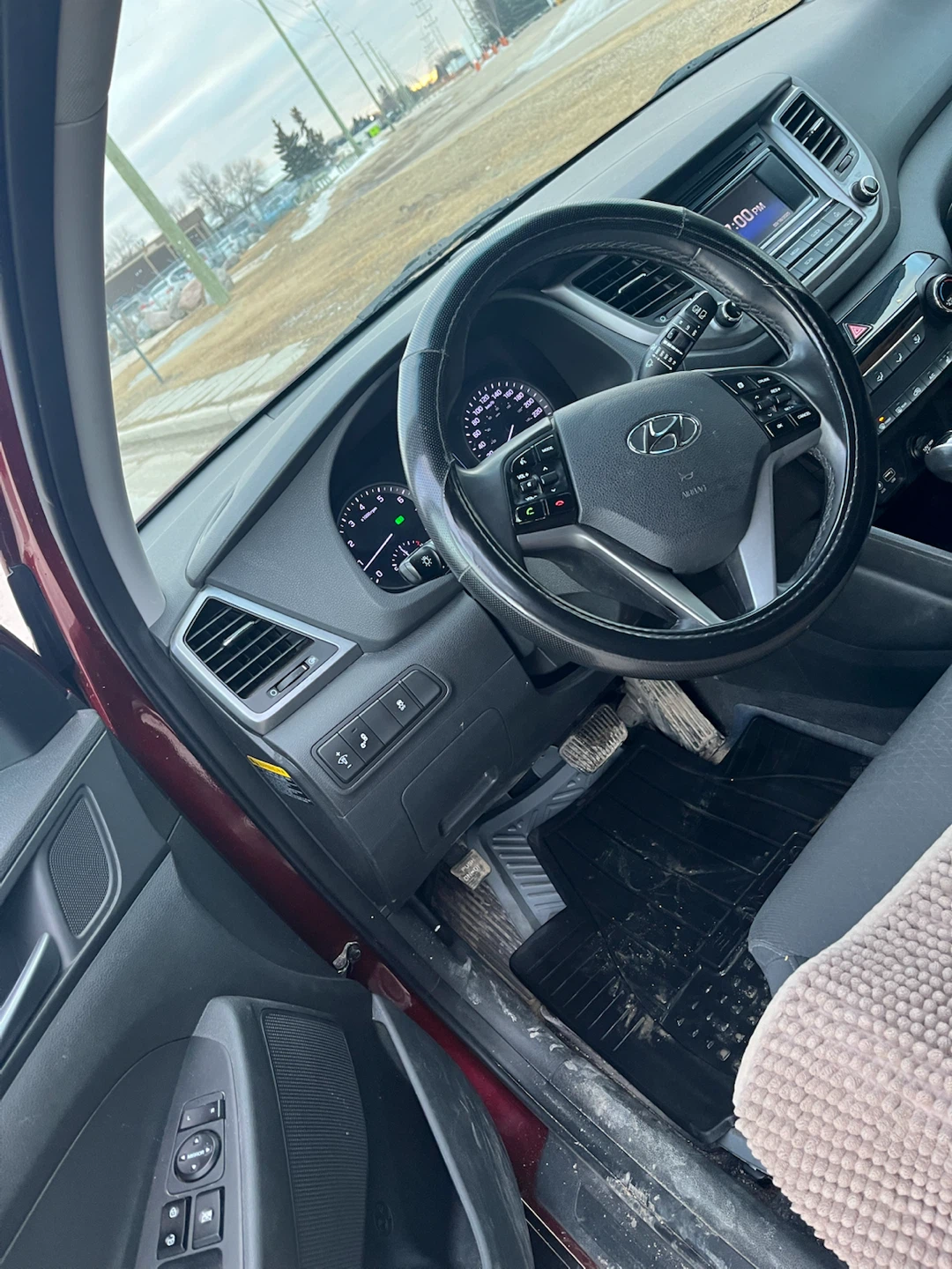 Hyundai Tucson AWD - Burgundy - photo 5