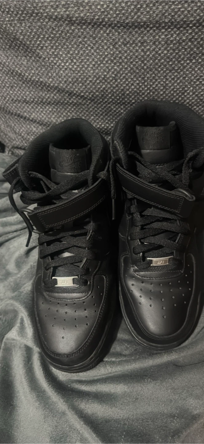 Nike Air Force 1 Mid Black - photo 4
